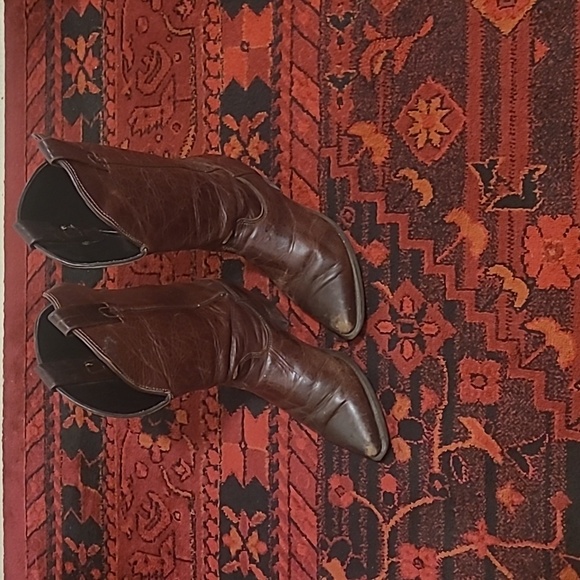 VINTAGE DISTRESSED BROWN COWBOY BOOTS - Picture 3 of 12